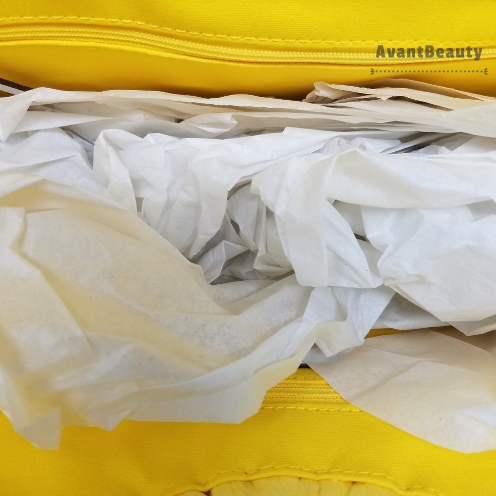Kate Spade Picnic Perfect Lemon Medium Tote Yellow - Picture 12 of 13